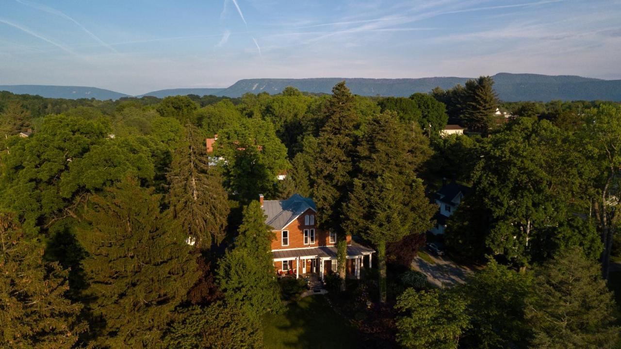 South Court Inn Luray Exterior photo